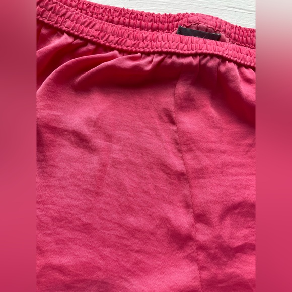 Pink mini-shorts - Picture 4 of 8